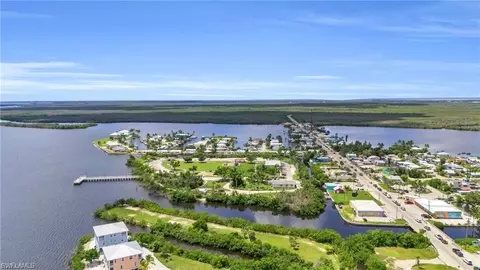 View/Area - 2566 2nd St, Matlacha, FL 33993 photo 2 of 2