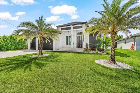 3620 SW 4th Ln, Cape Coral, FL 33991