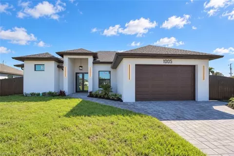 1005 NE 4th Pl, Cape Coral, FL 33909
