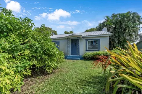 Exterior - 426 W Crescent Dr, Clewiston, FL 33440 photo 6 of 7