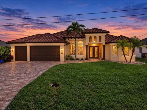 2310 SW 40th Ter, Cape Coral, FL 33914