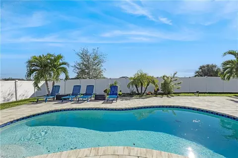 921 NW 8th Pl, Cape Coral, FL 33993