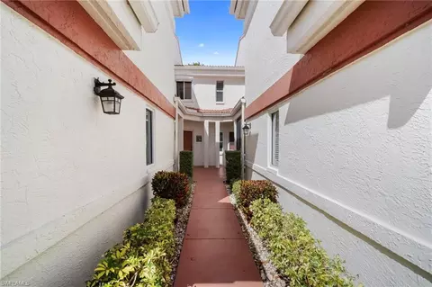 13331 Medinah Cir W #2, Fort Myers, FL 33907