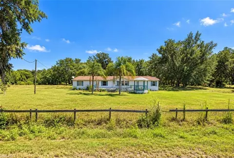 3604 Cork Rd, Plant City, FL 33565