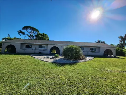 4927 Coronado Pkwy #1-4, Cape Coral, FL 33904