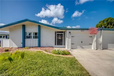 5574 Hamlet Ln, Fort Myers, FL 33919