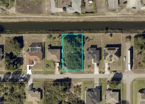 3904 15th St SW, Lehigh Acres, FL 33976