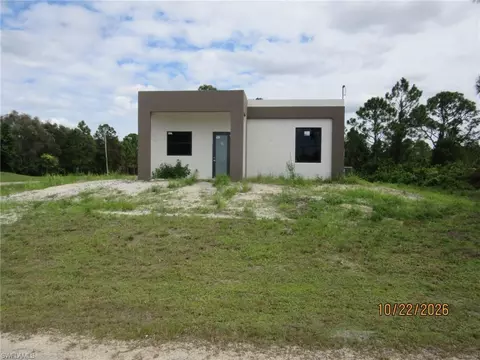 833 Harbour Ave S, Lehigh Acres, FL 33974
