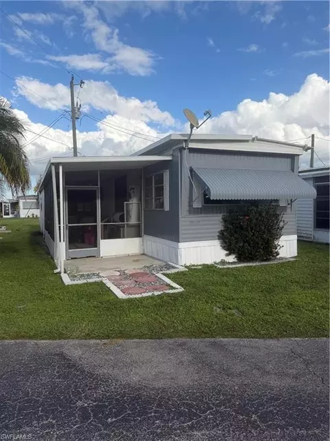 2012 S Olga Dr #21, Fort Myers, FL 33905