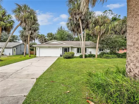 2333 Westwood Rd, North Fort Myers, FL 33917