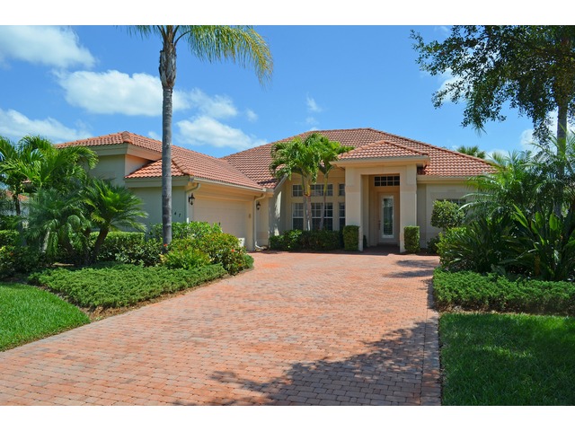20147 Buttermere Ct, Estero, FL 33928 photo 1