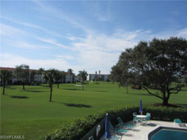 37 High Point Cir E #209, Naples, FL 34103 photo 4