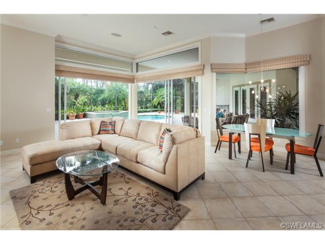 400 Putter Point Dr, Naples, FL 34103 photo 9