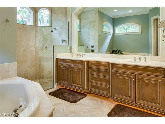 400 Putter Point Dr, Naples, FL 34103 photo 16