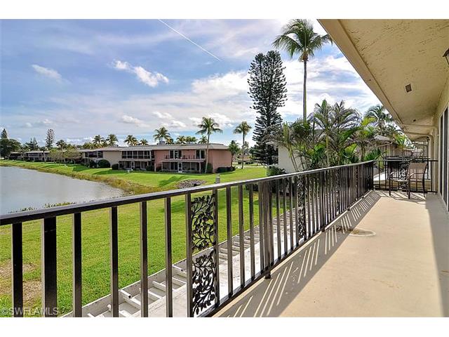 209 Palm Dr #2, Naples, FL 34112 photo 8