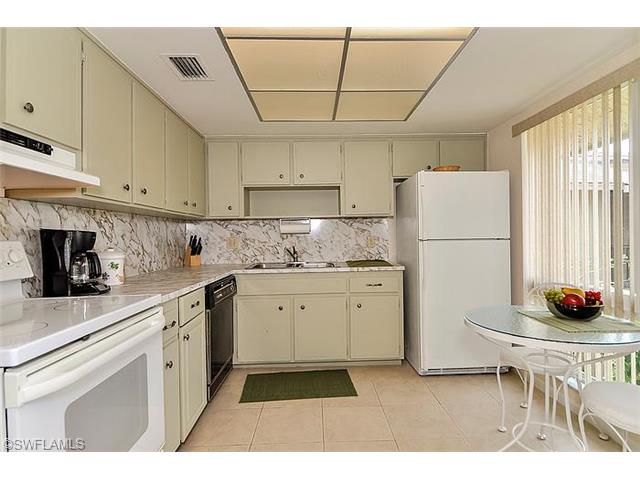 209 Palm Dr #2, Naples, FL 34112 photo 4
