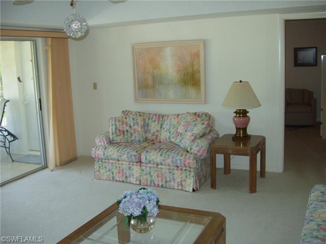 243 Memory Ln #4, Naples, FL 34112 photo 4
