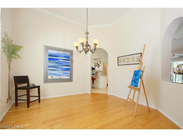 382 Burnt Pine Dr, Naples, FL 34119 photo 5