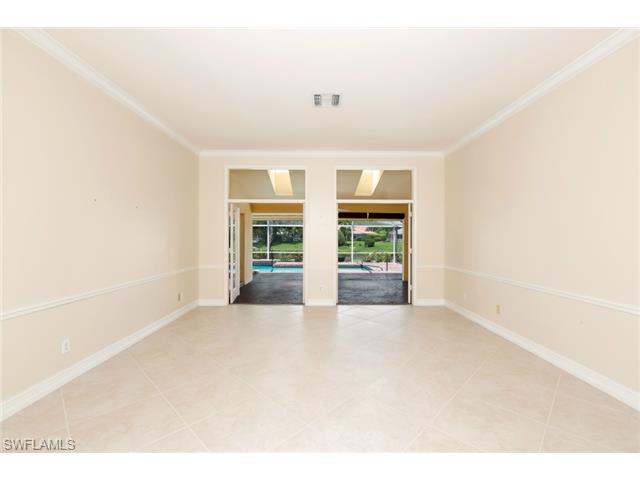 547 Devils Ln, Naples, FL 34103 photo 5