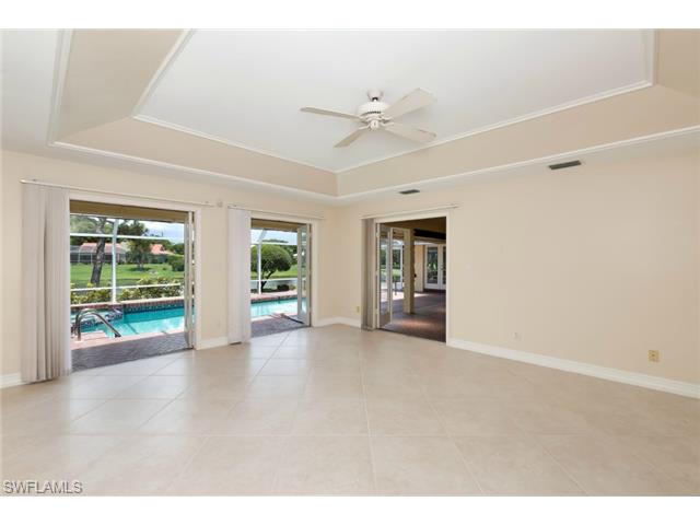 547 Devils Ln, Naples, FL 34103 photo 6