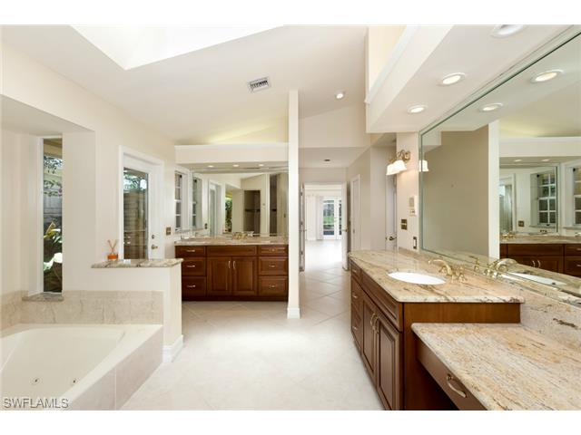 547 Devils Ln, Naples, FL 34103 photo 7