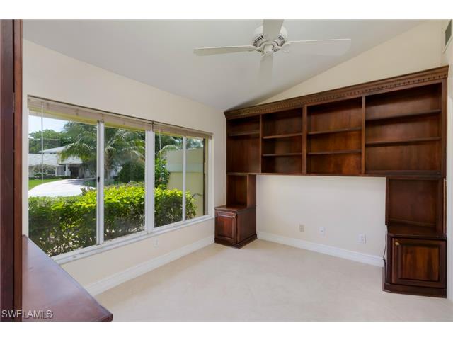547 Devils Ln, Naples, FL 34103 photo 8