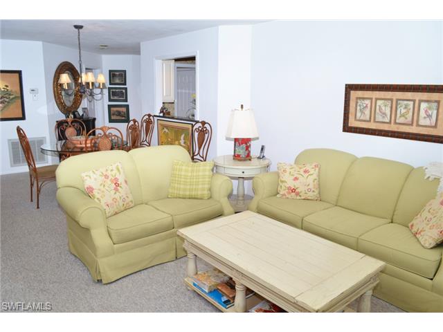 208 Courtside Dr, Naples, FL 34105 photo 9