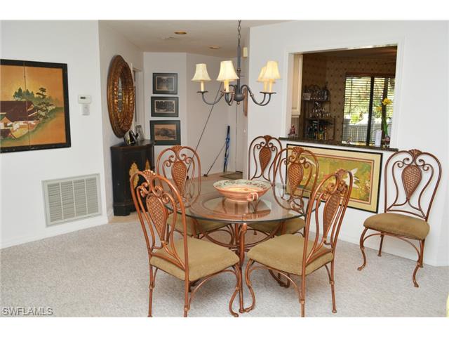 208 Courtside Dr, Naples, FL 34105 photo 5