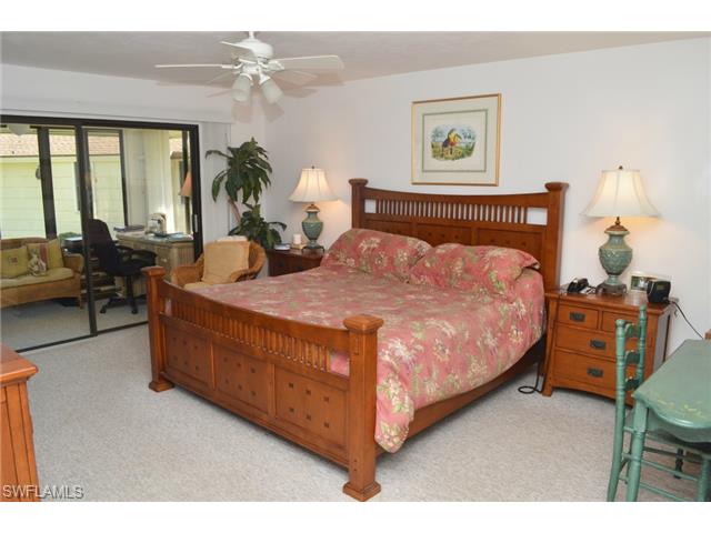 208 Courtside Dr, Naples, FL 34105 photo 13