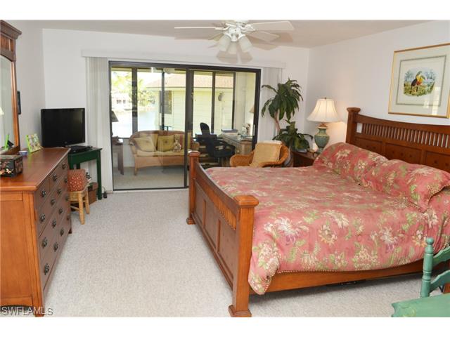 208 Courtside Dr, Naples, FL 34105 photo 14