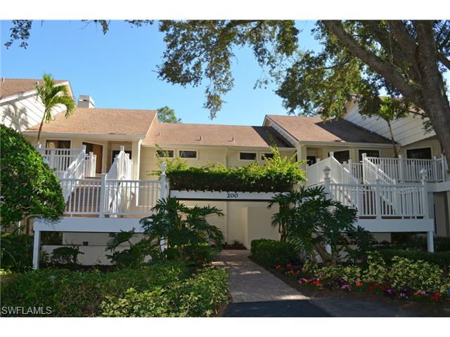 208 Courtside Dr, Naples, FL 34105 photo 1