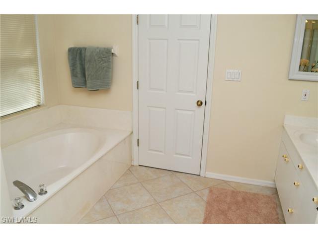 4764 Oberon Ct, Naples, FL 34105 photo 11