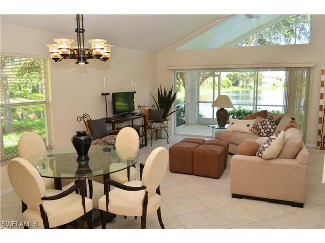 4764 Oberon Ct, Naples, FL 34105 photo 2