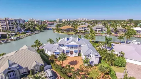 200 Springline Dr, Naples, FL 34102 photo 2