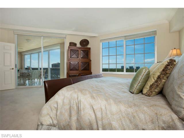 425 Dockside Dr #703, Naples, FL 34110 photo 15