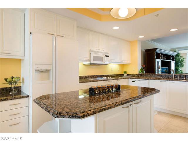 425 Dockside Dr #703, Naples, FL 34110 photo 11