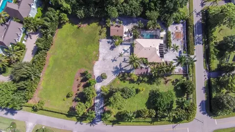 680 Myrtle Rd, Naples, FL 34108 photo 3
