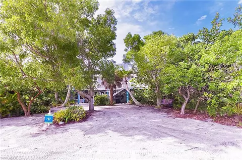 4561 Conch Shell Dr, Captiva, FL 33924 photo 9