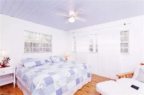 4561 Conch Shell Dr, Captiva, FL 33924 photo 4