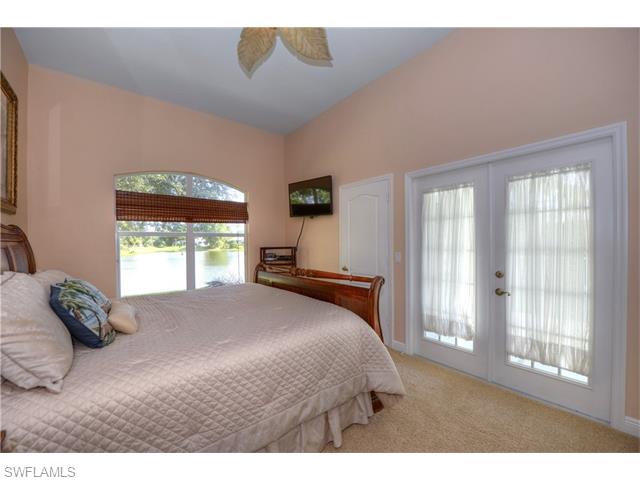 934 Marble Dr, Naples, FL 34104 photo 17