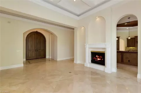 527 Turtle Hatch Ln, Naples, FL 34103 photo 4