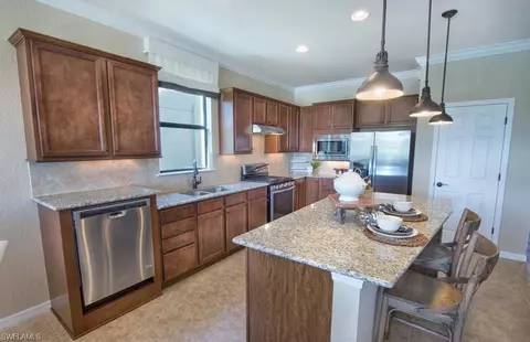10592 Jackson Square Dr, Estero, FL 33928 photo 4