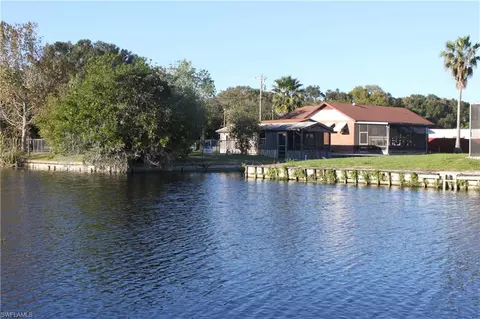 2870 County Road 721 Loop, Moore Haven, FL 33471 photo 1