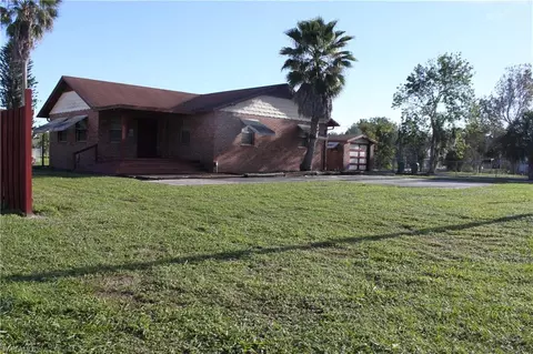 2870 County Road 721 Loop, Moore Haven, FL 33471 photo 2