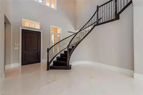 2101 Modena Ct, Naples, FL 34105 photo 2