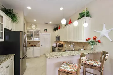 16193 Parque Ln, Naples, FL 34110 photo 5