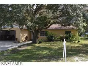 151 Hardee St, Labelle, FL 33935 photo 2
