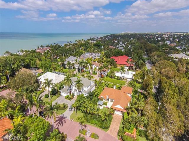 2000 Gordon Dr, Naples, FL 34102 photo 21