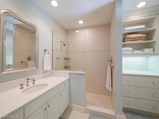 2000 Gordon Dr, Naples, FL 34102 photo 8