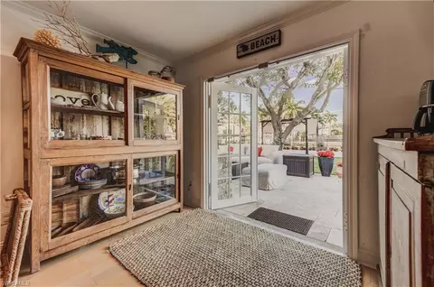 239 Conners Ave, Naples, FL 34108 photo 9